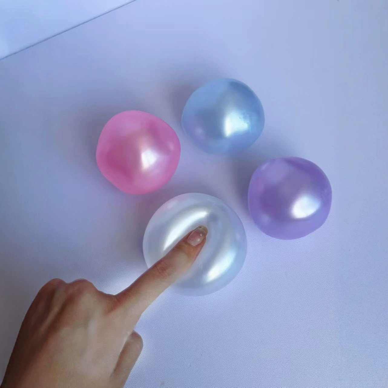 Pearlescent coconut oil pinch  - Music 评论和价格